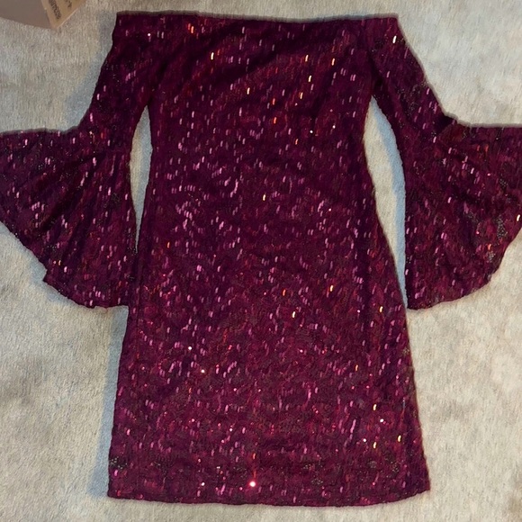 Strapless burgundy dress with sequins all over EUC!! $18! - Picture 1 of 4